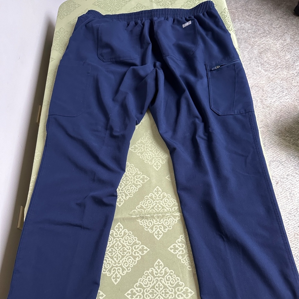 FIGS Scrubs